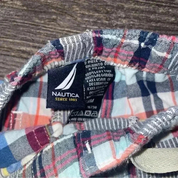 Boys Nautica Plaid print shorts size 18months - Picture 4 of 9
